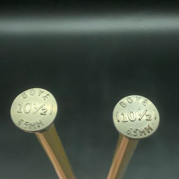 Boye Knitting Needles Size 10 1/2 Metal Single Point 6.5mm Aluminum - Picture 1 of 6